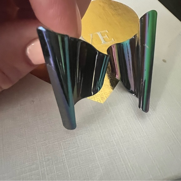 👑 Iridescent Abstract earrings 5 for $10 jewelry sale - Picture 1 of 3